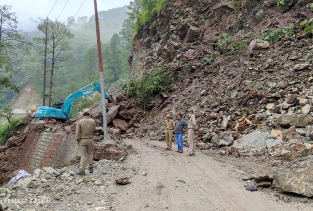 Uttarakhand Monsoon Update Today: Heavy Rainfall Red alert in four districts