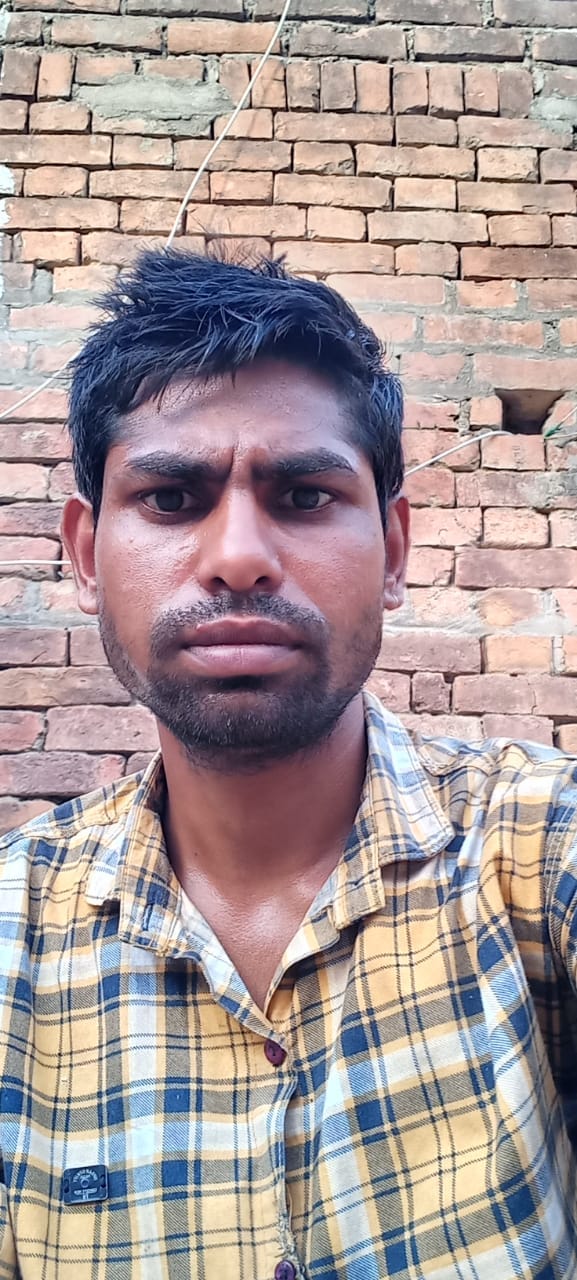 etawah news,Youth dies due to wall collapse, fellow injured