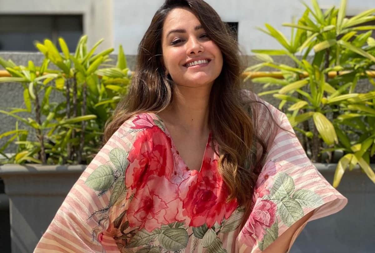 Naagin Actress Anita Hassanandani Birthday know lesser known facts about actress life and career