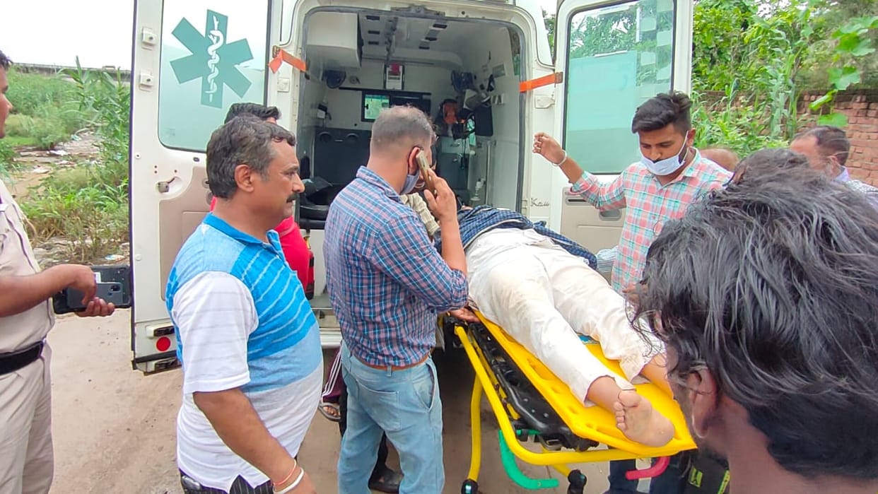 Mentally disturbed person jumped from the bridge in Pinjore, referred to the hospital in injured condition