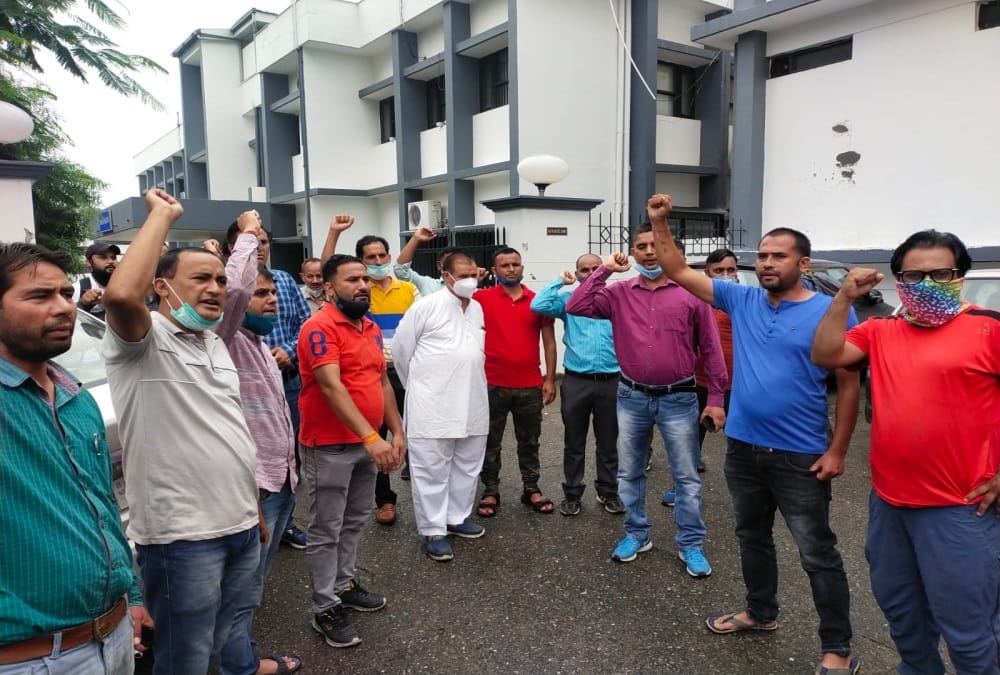 Uttarakhand News: Electricity corporations employees determined for Strike from today