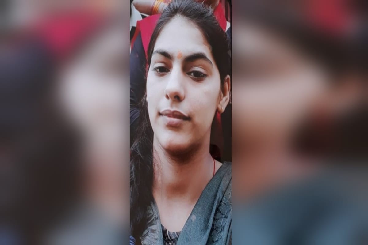 Suicide case: The woman constable has cremated in village of Muzaffarnagar