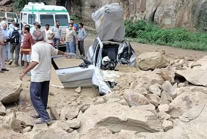 weather update himachal: landslide on pathankot mandi national highway crushes car driver injured