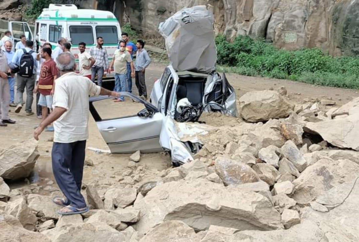 weather update himachal: landslide on pathankot mandi national highway crushes car driver injured