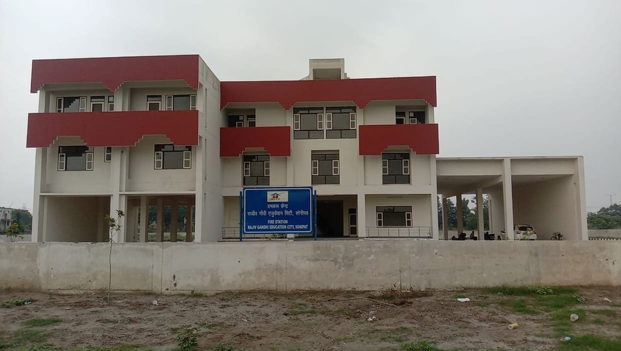 Firefighting center built from 743 lakhs in Education City did not get staff