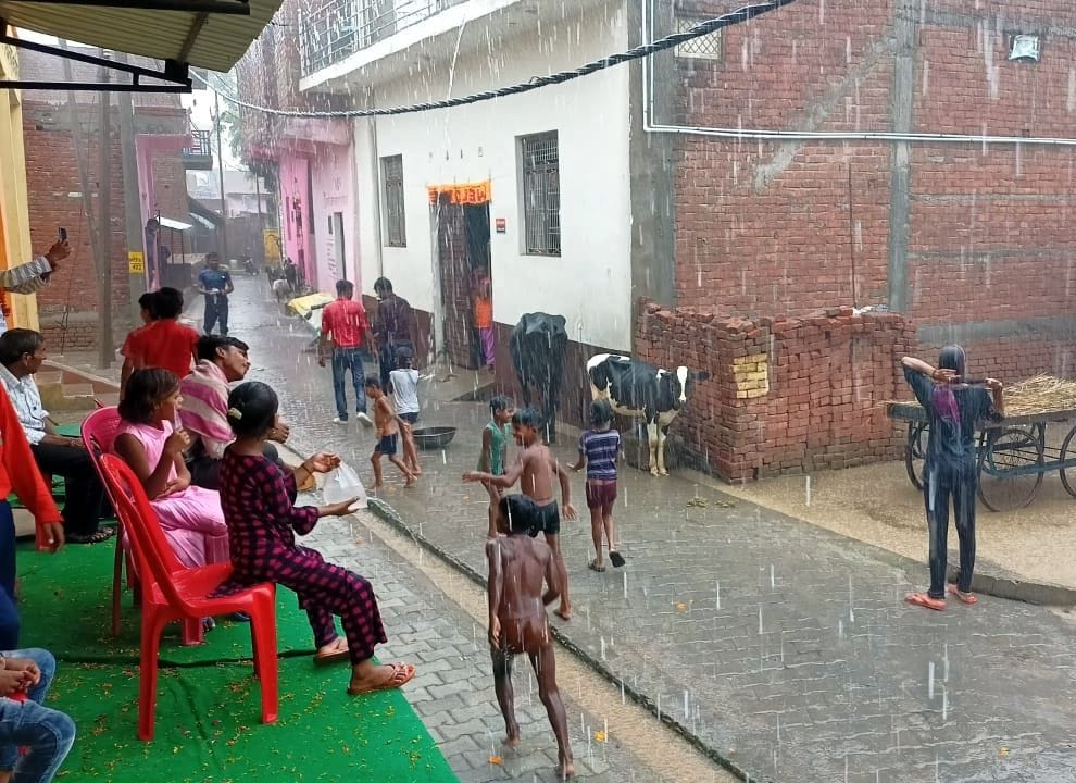 Trouble due to rain, waterlogging at many places