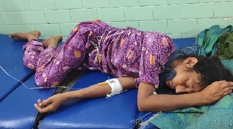 Woman found unconscious at the junction, two girls were suffering from hunger