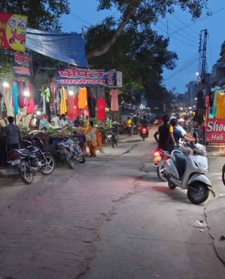 Shopkeepers and customers upset due to lack of toilets in Sadhaura market, Yamunanagar