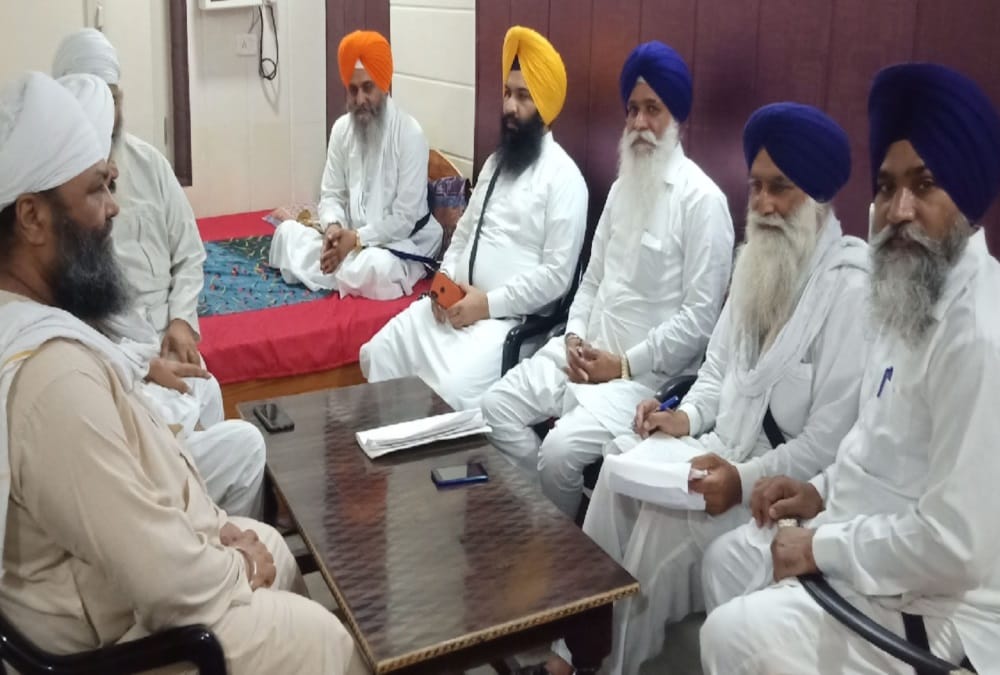 Nanakmatta Gurudwara controversy: Gurdwara Management Committee officials resign, force returned