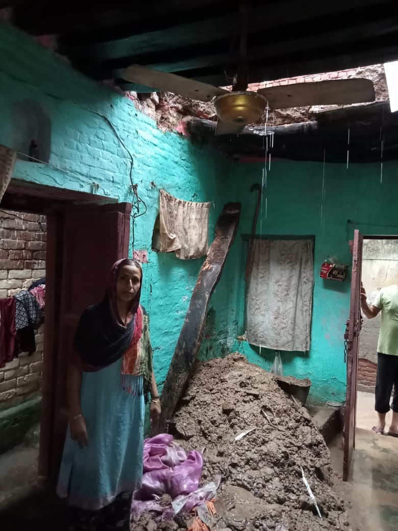 Raw house collapsed in rain in Nirana, seven injured