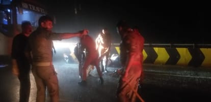 Barabanki Road Accident: Truck Rammed Into Double Decker Bus On Ayodhya Highway, 18 People Died