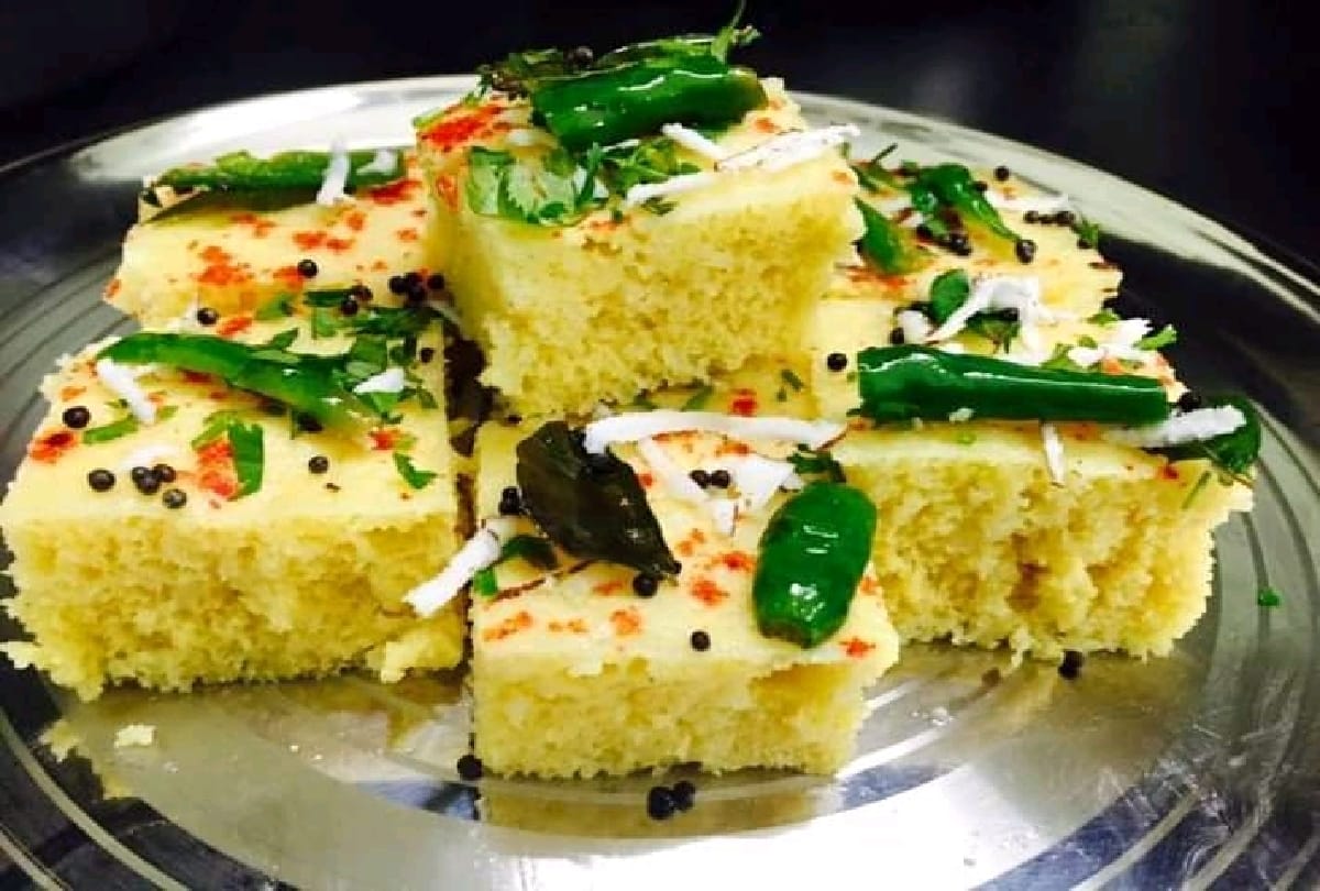 must try these traditional five famous gujarati dish