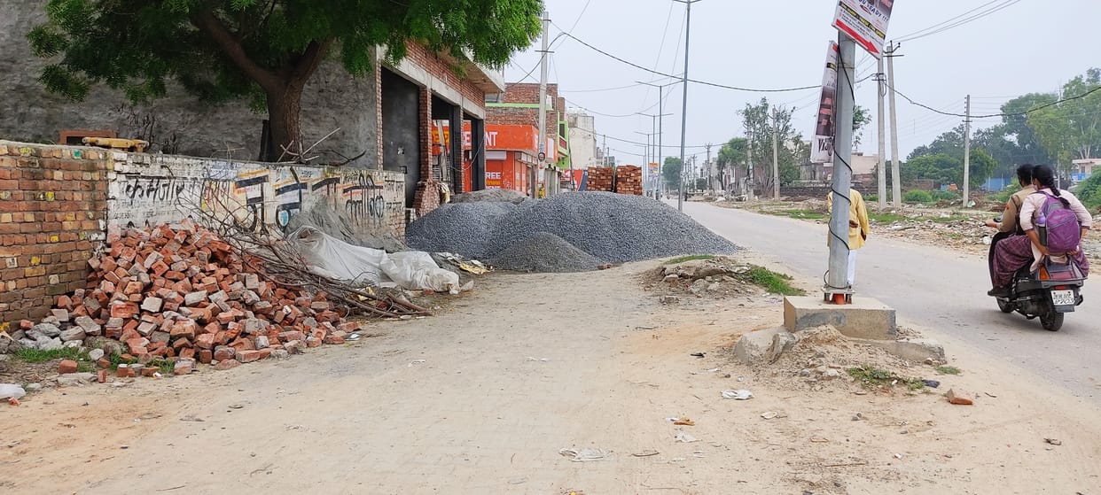Notices sent to 157 people who encroached by placing goods on the side of the road