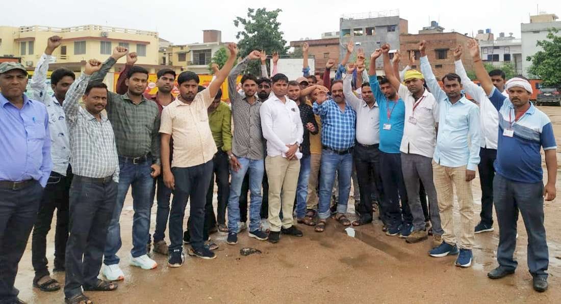 Under pressure, workers handed over ambulances, strike continues