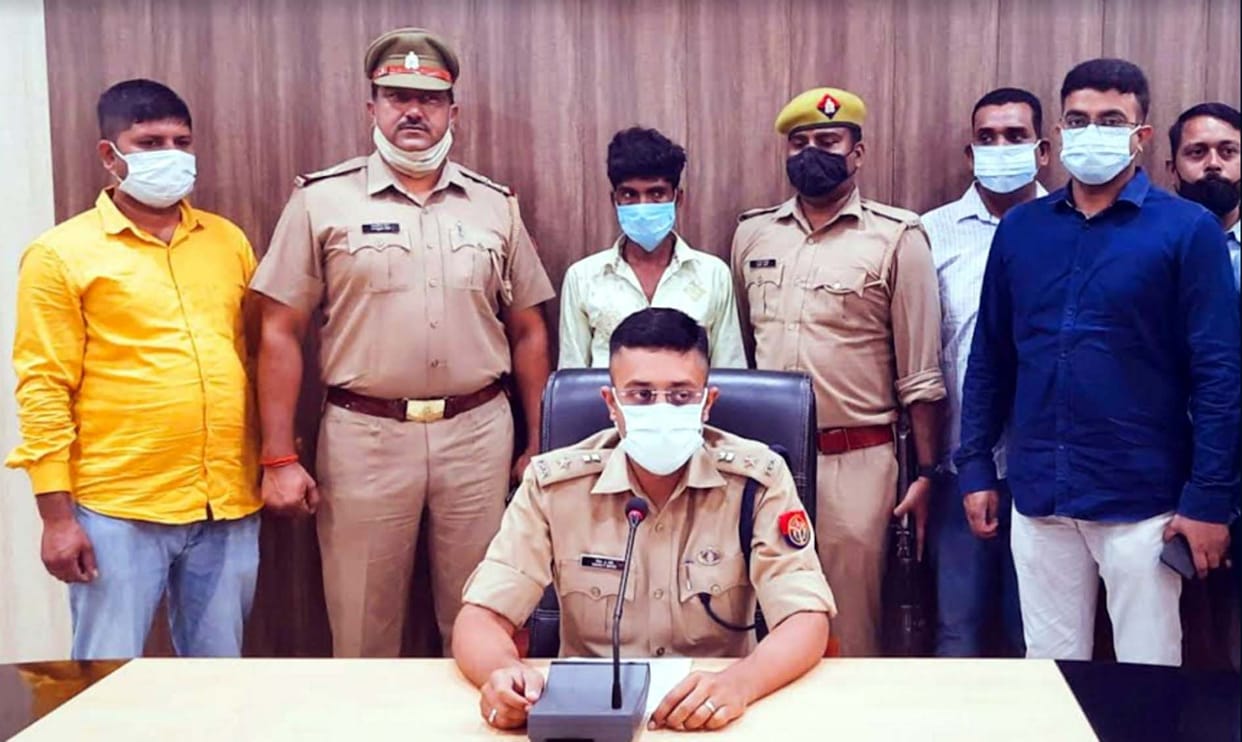 crime kasganj,murder,SP kasganj,thana sahawar,murder in sahawar,302 case