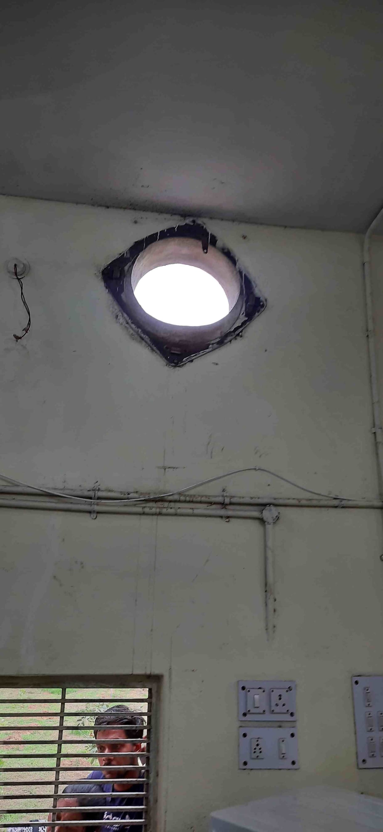 Monkeys broke the record by breaking the exhaust fan installed in the PP center of the civil hospital