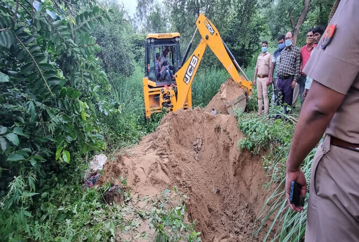 Youngman Killed Before One Year Kasganj Police Solved Murder Mystery Skeleton Found From Forest
