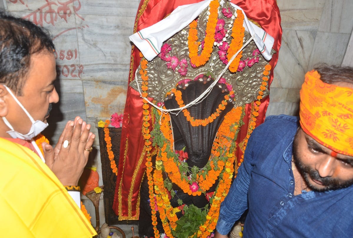 Prayagraj: Deputy CM Keshav said, hooligan burial and goons got shroud