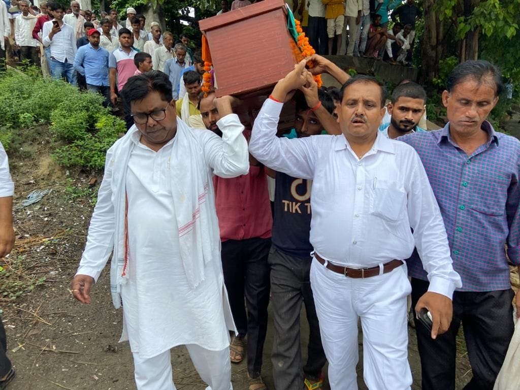 BSF jawan was cremated with respect