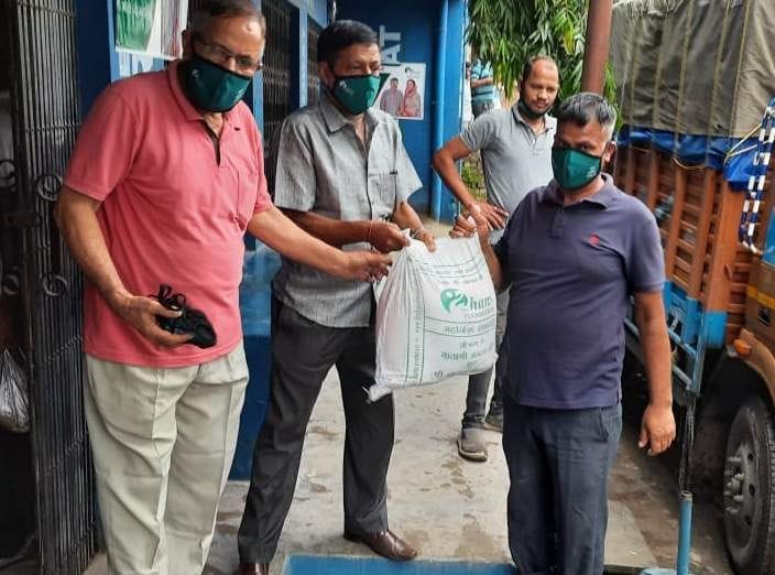 Ration kit distributed to the needy on the birthday of Bhole Maharaj