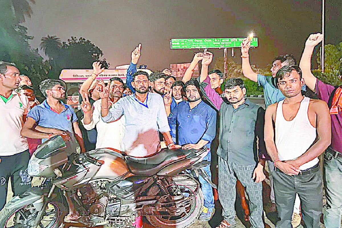 Ambulance Staff Strike UP: Patients Have Trouble During Strike Of Ambulance Employees in Meerut, See Photos