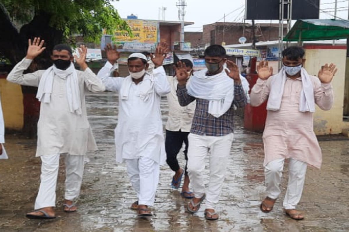 UP News: Six criminals have surrendered in police station because of the fear of encounter before police in Shamli
