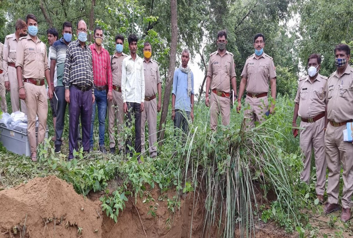 Youngman Killed Before One Year Kasganj Police Solved Murder Mystery Skeleton Found From Forest