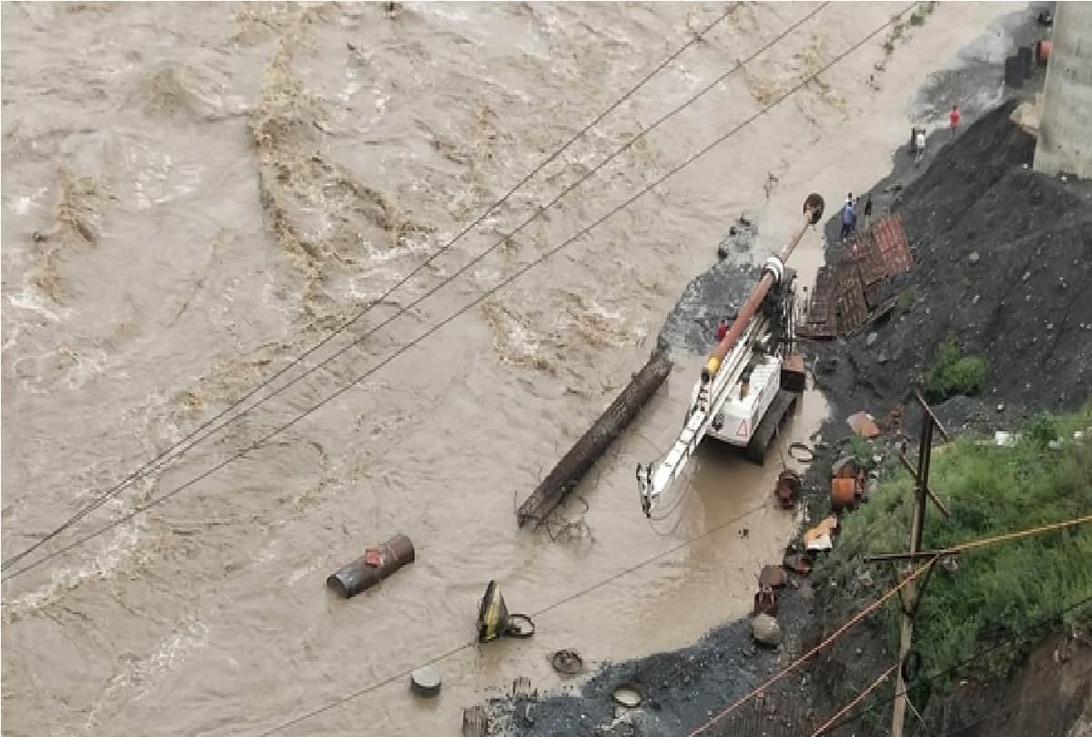 Jammu Kashmir Cloudburst Photos: Five Killed And Many Missing In Kishtwar, Police-army, NDRF And SDRF Teams Engaged in Rescue