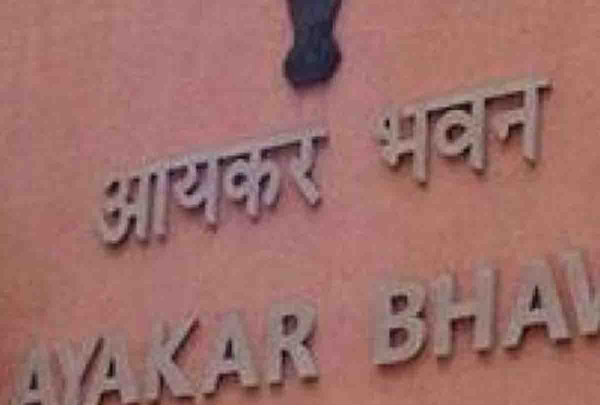 Income Tax raids on 19 locations of SNK Group