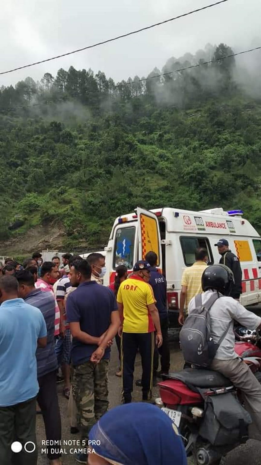 uttarakhand news: accident in rudraprayag, car fell into mandakini river, one died