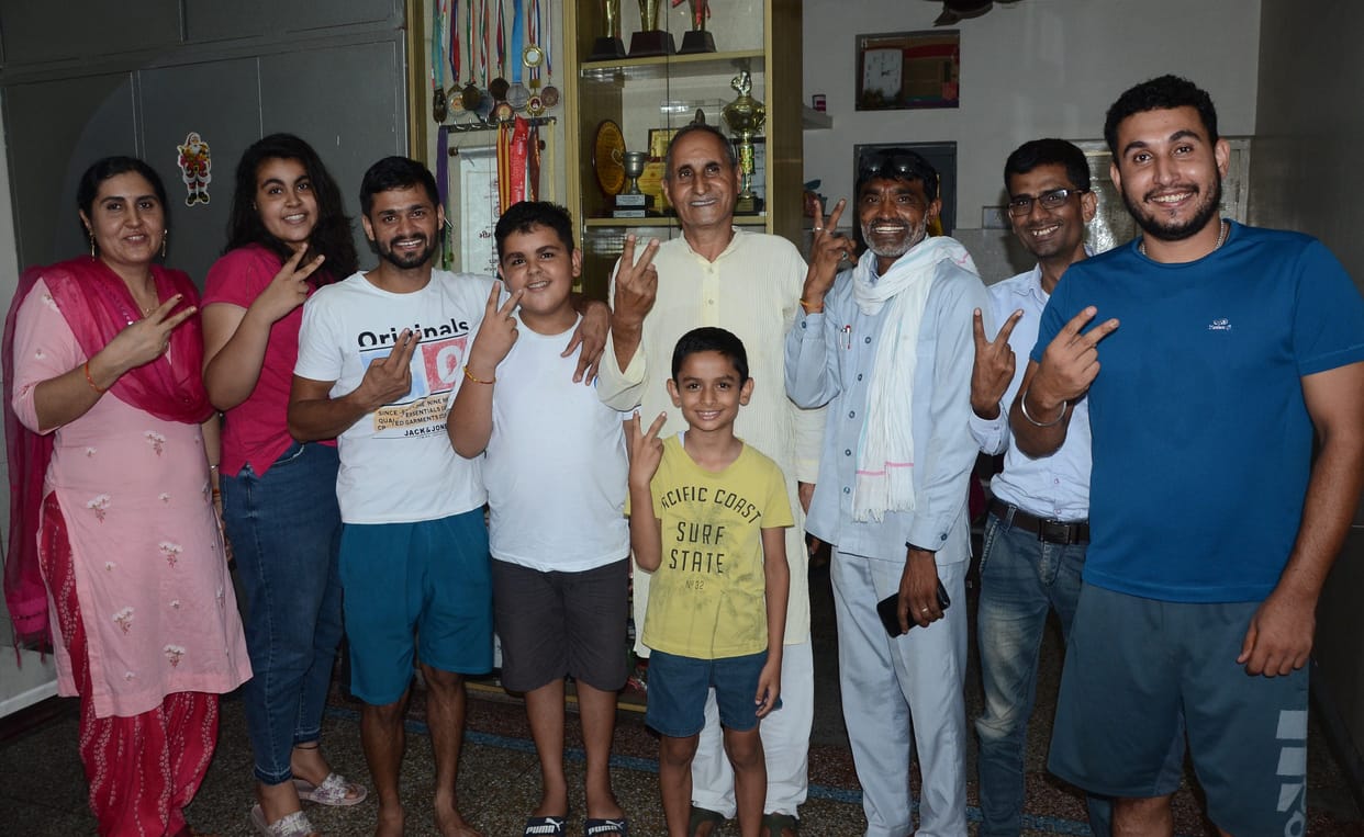 pooja call her father before bout, she will play well