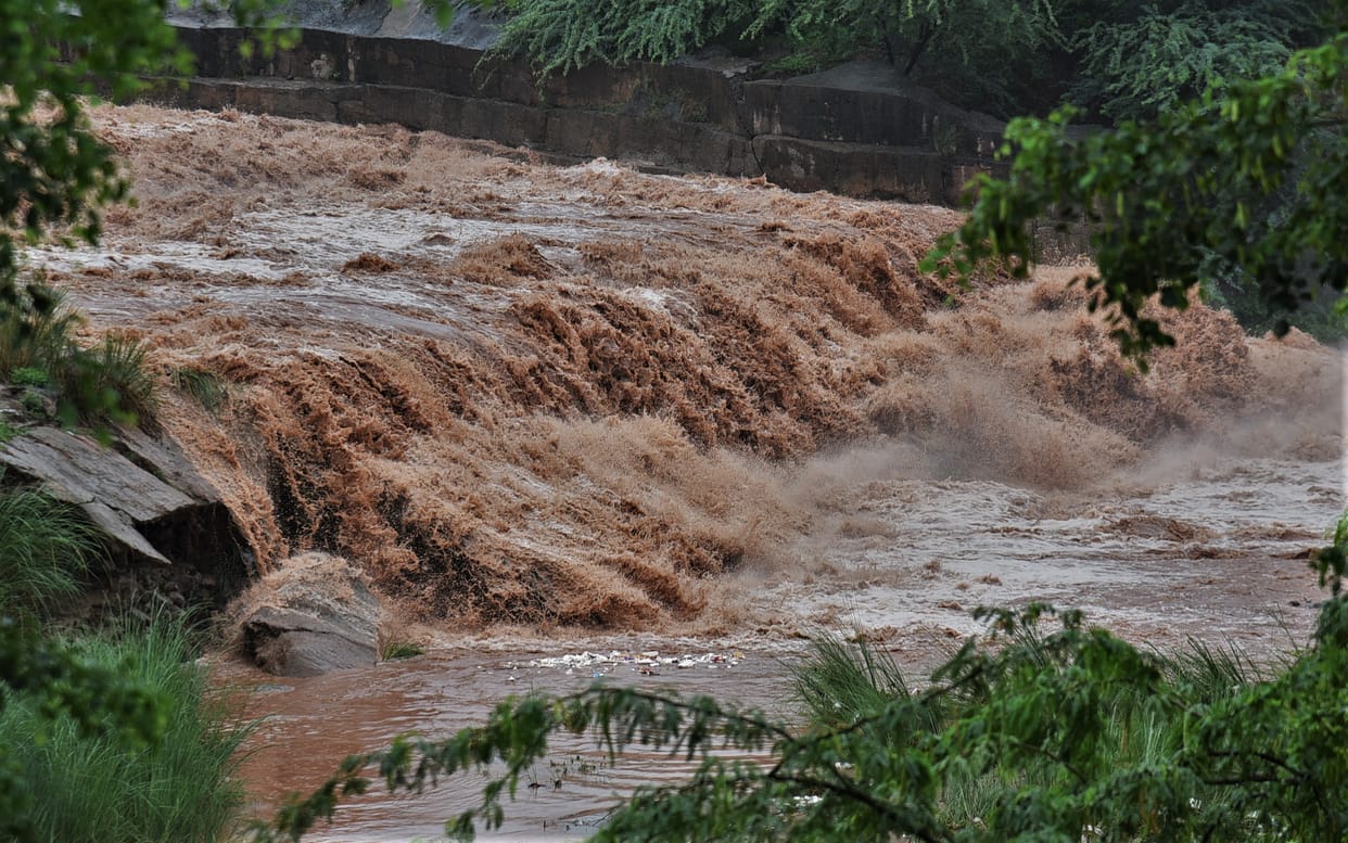 Monsoon rain: Water entered the houses at night, people kept awake in the city and villages, heavy rain caused havoc in the city, damage in Sector-8, 10, 19, Abhaypur, Budhanpur