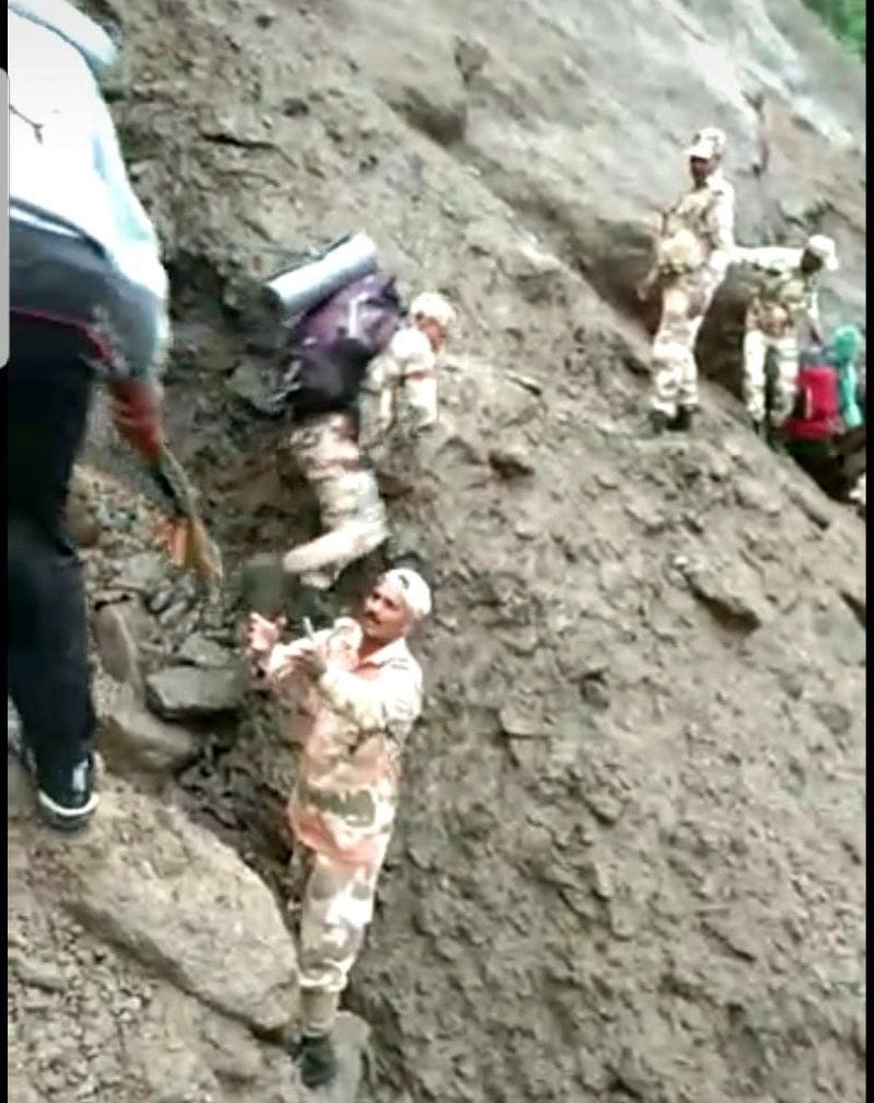 ITBP personnel going to serve the country on the China border by risking their lives