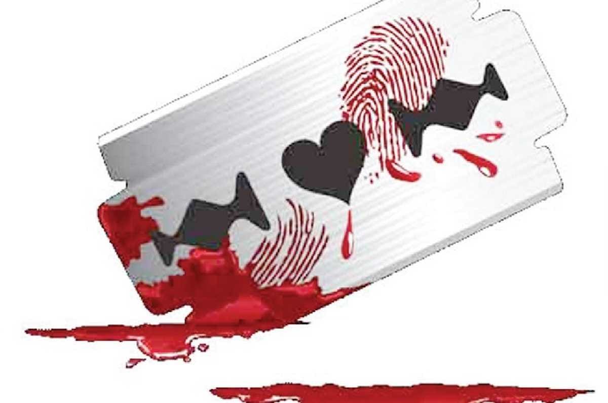 Lucknow: Sirfire said that if not mine, then no one else... was hit on the face with a blade
