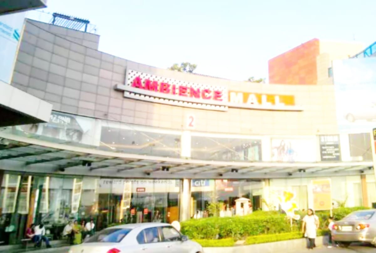 Enforcement Directorate ED arrested Ambience Mall owner Raj Singh Gehlot in 200 crore bank loan fraud case 