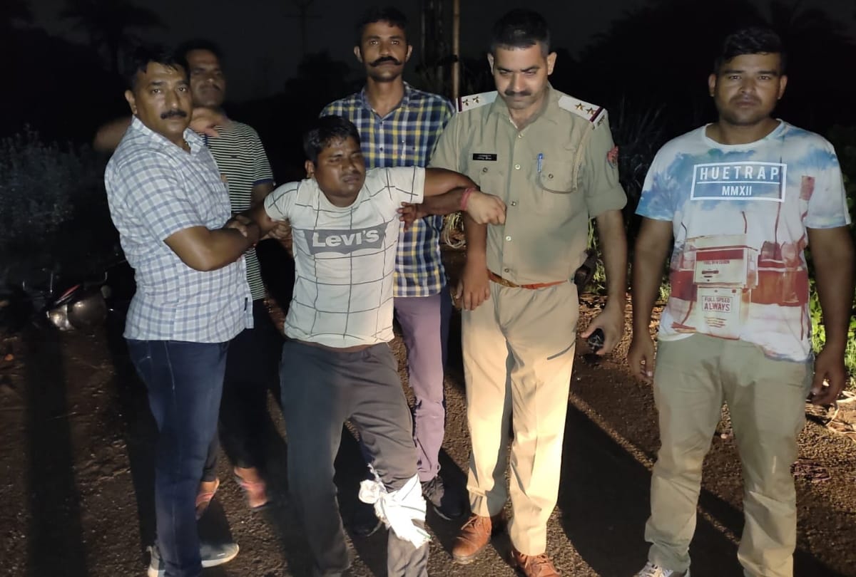 Ghaziabad loni encounter between police and criminals one arrested one absconding