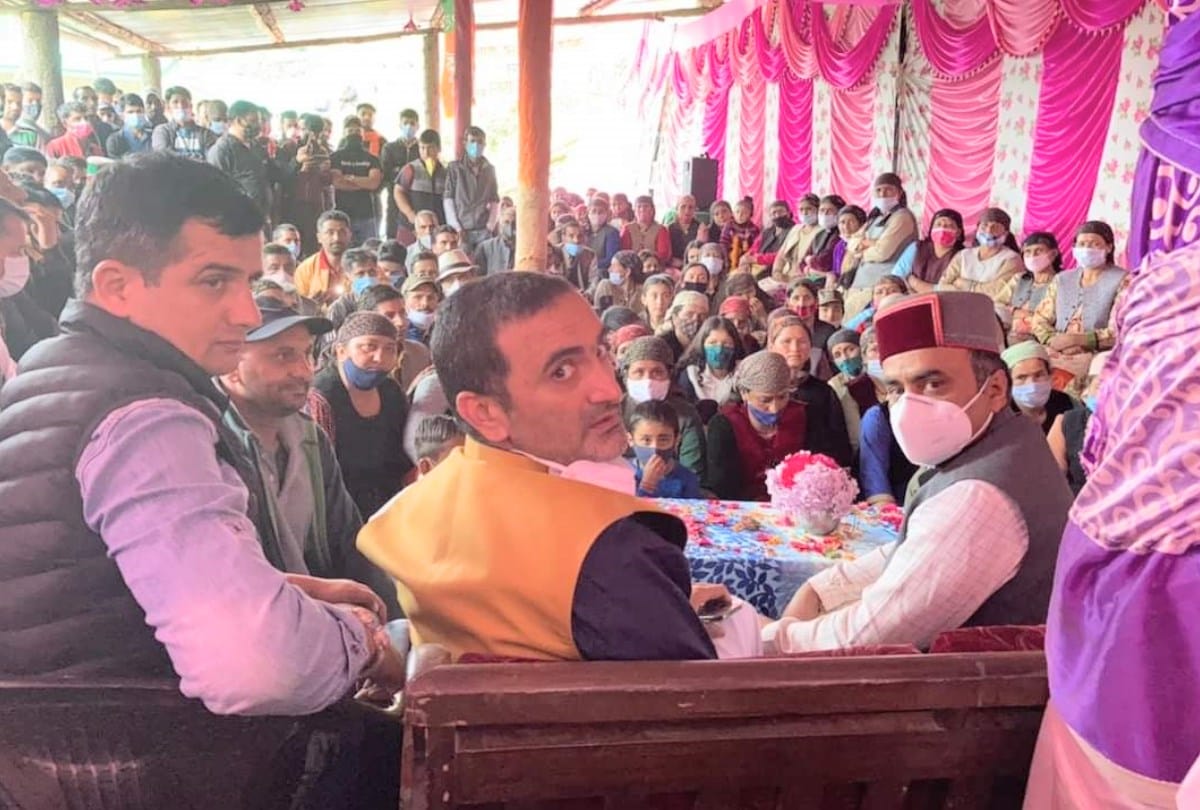 himachal health minister Rajiv Saizal declared chetan bragta  bjp candidate form jubbal kotkhai assembly