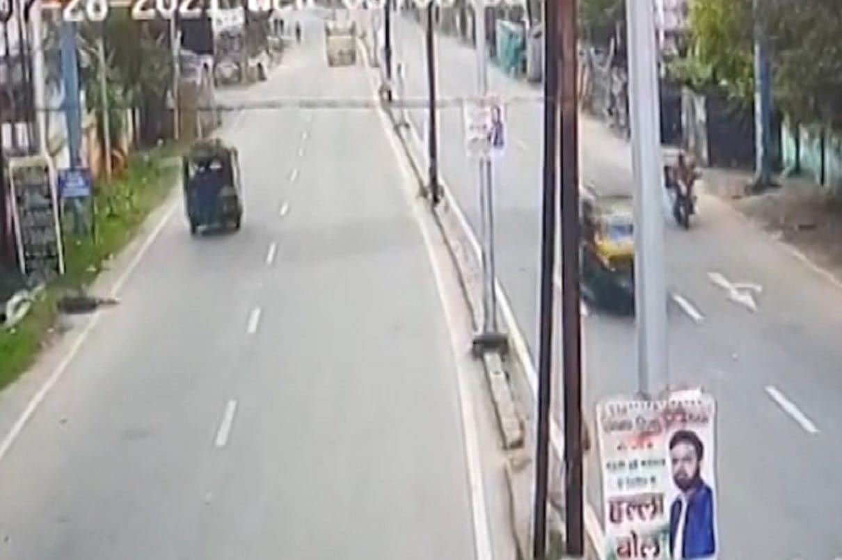 Dhanbad uttam anand died in road accident Police investigating from murder angle