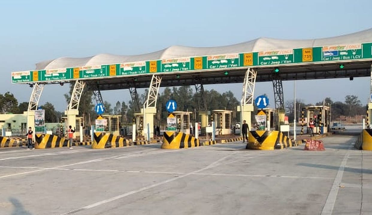 mistakes of NHAI are responsible for road accidents