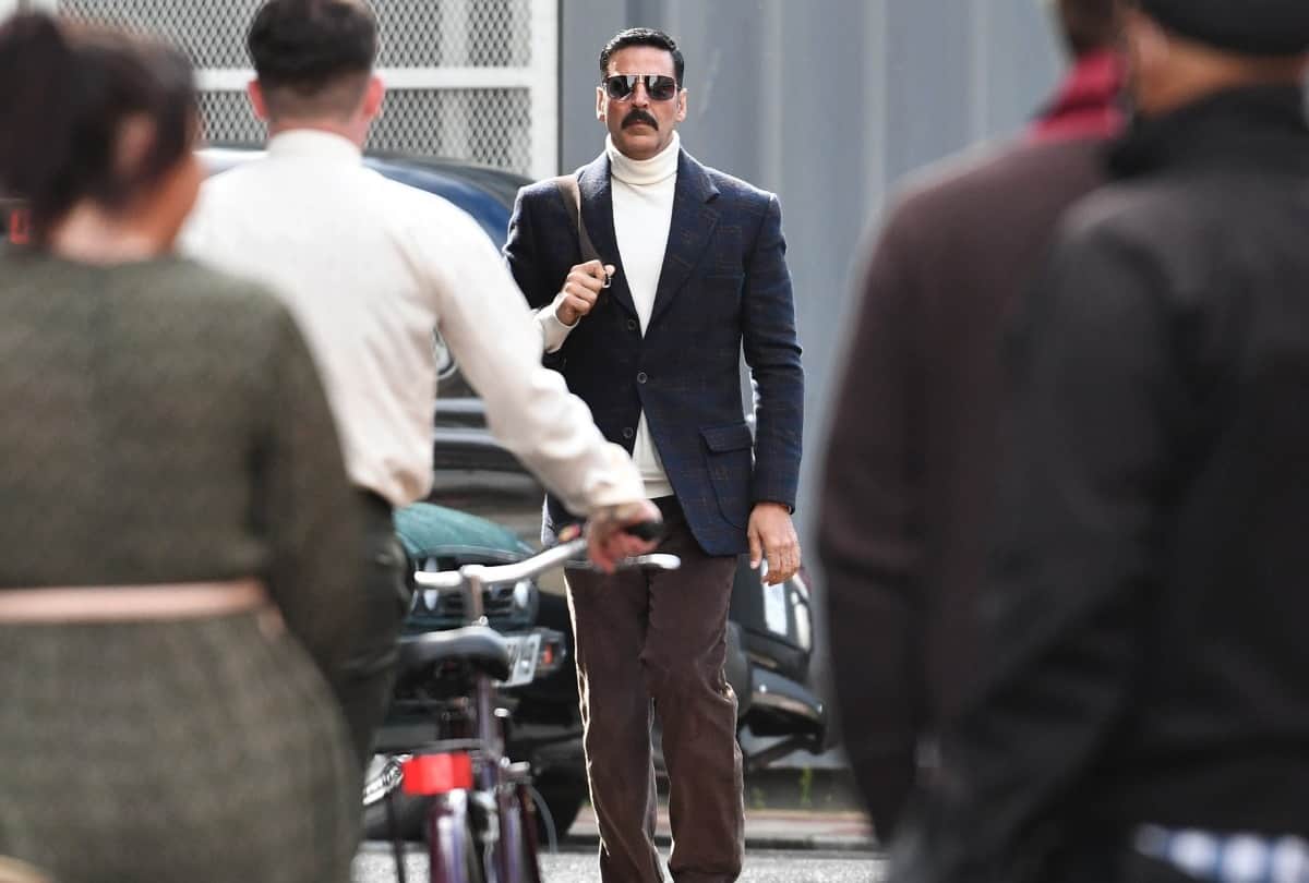 Akshay Kumar film BellBottom to release in theatres On 19 August Vaani Kapoor Vashu Jackky Bhagnani