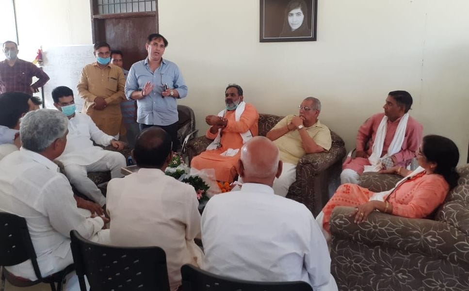 Will get Tehsil building built during his tenure itself: Yatiswananand