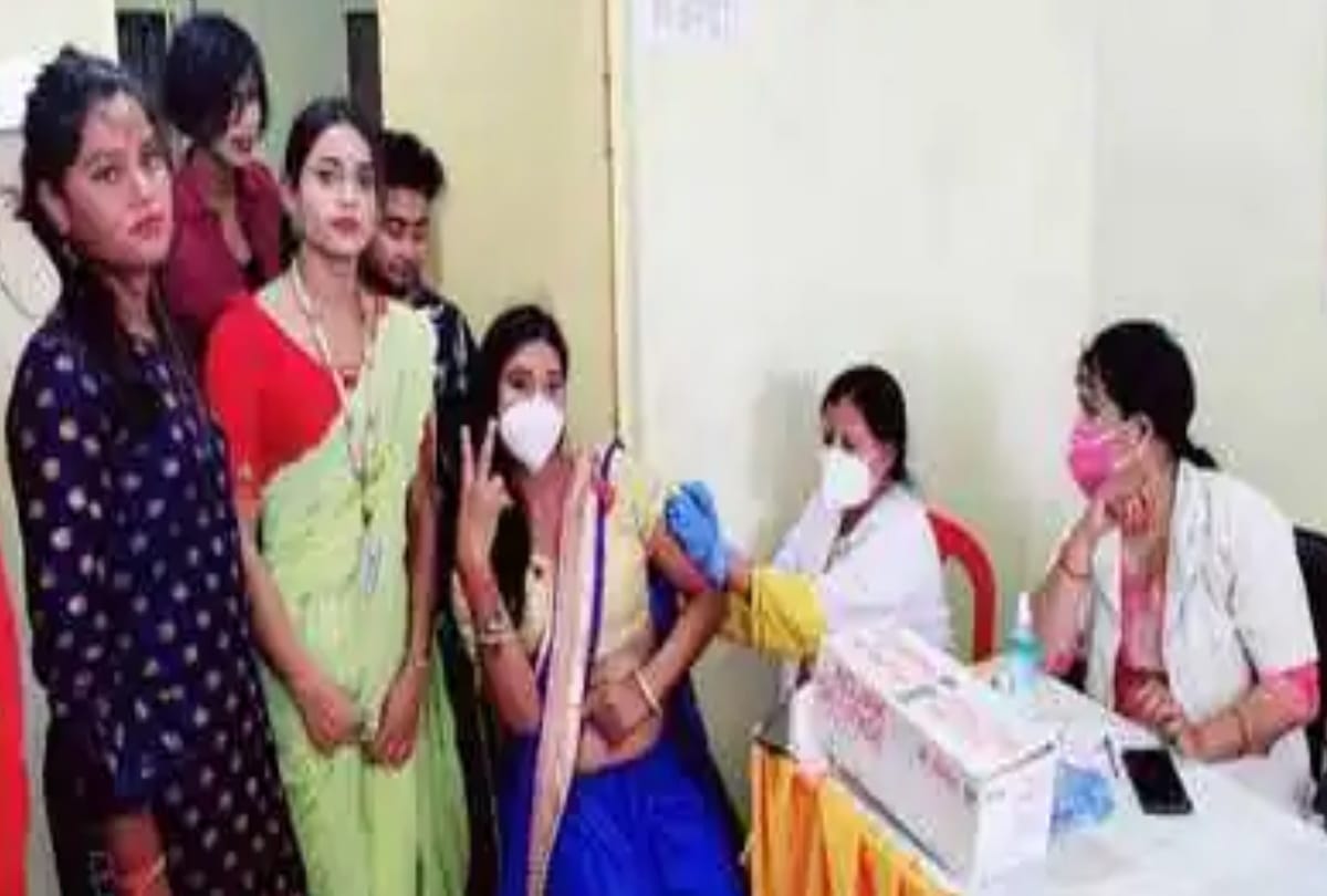 State first corona camp vaccination for eunuchs in Gorakhpur