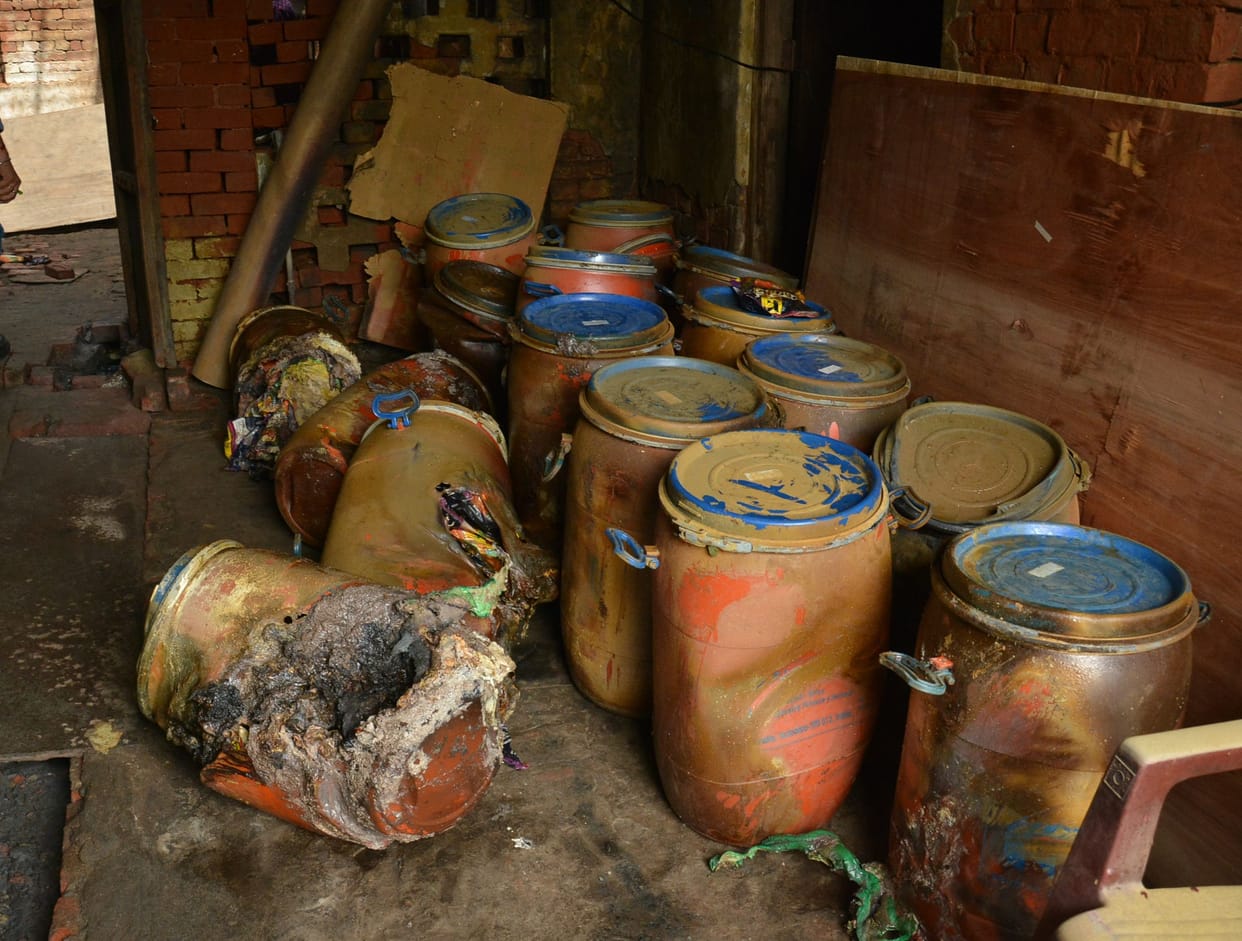 Life was in danger due to gas leak, demand for removal of warehouse elsewhere