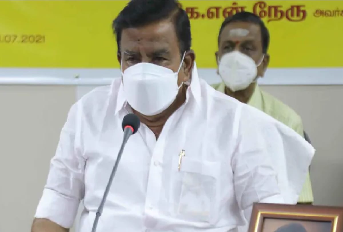 DMK leader KN Nehru controversial statement over Biharis says less brainy snatching jobs from Tamilians