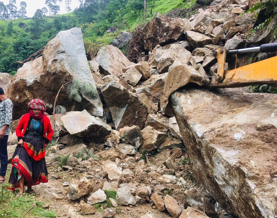 Chhatiara-Khwada and Chamiala-Budhakedar road closed