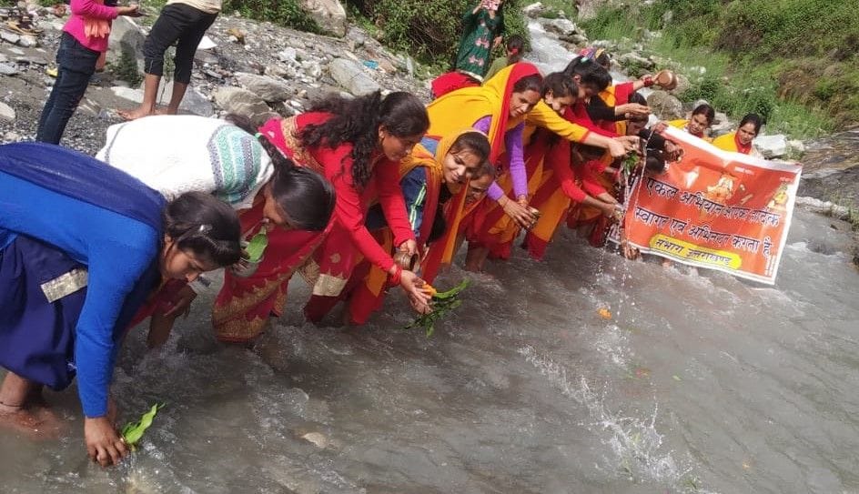 Jal Kalash Yatra taken out in Pipalkoti