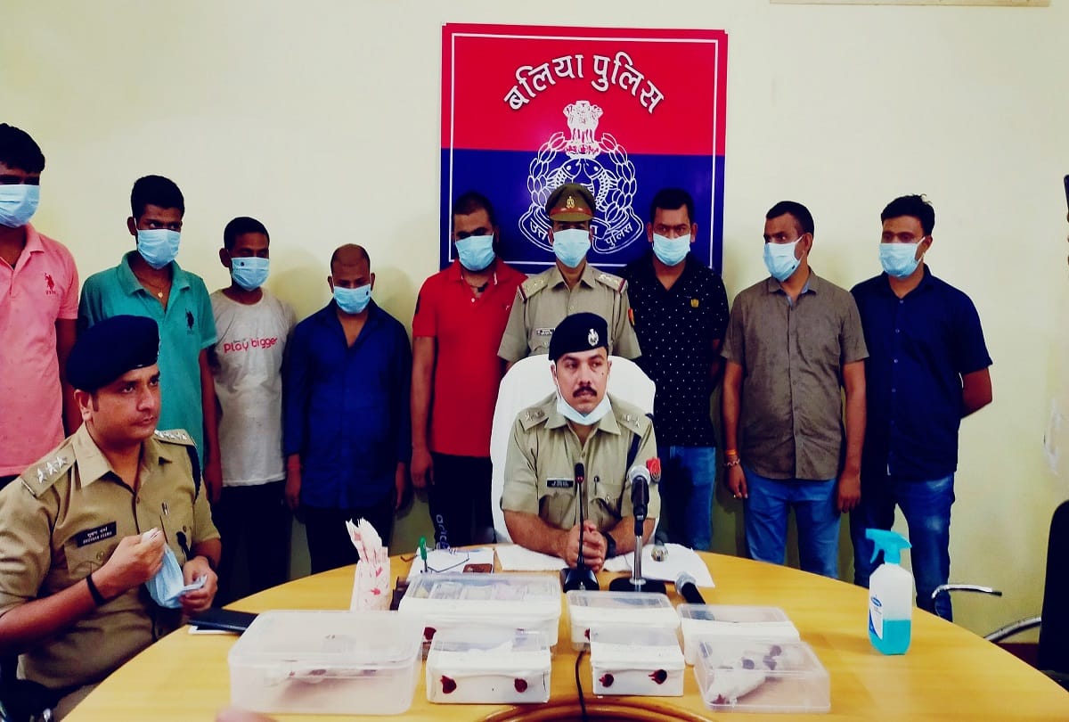 debt ridden petrol pump manager created fake story of loot of RS 8 lakhs in ballia police arrested all accused