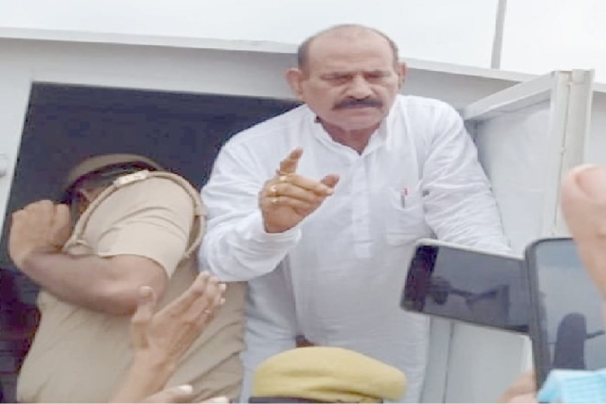 Gyanpur bahubali mla Vijay Mishra warned of death Strike in Agra jail