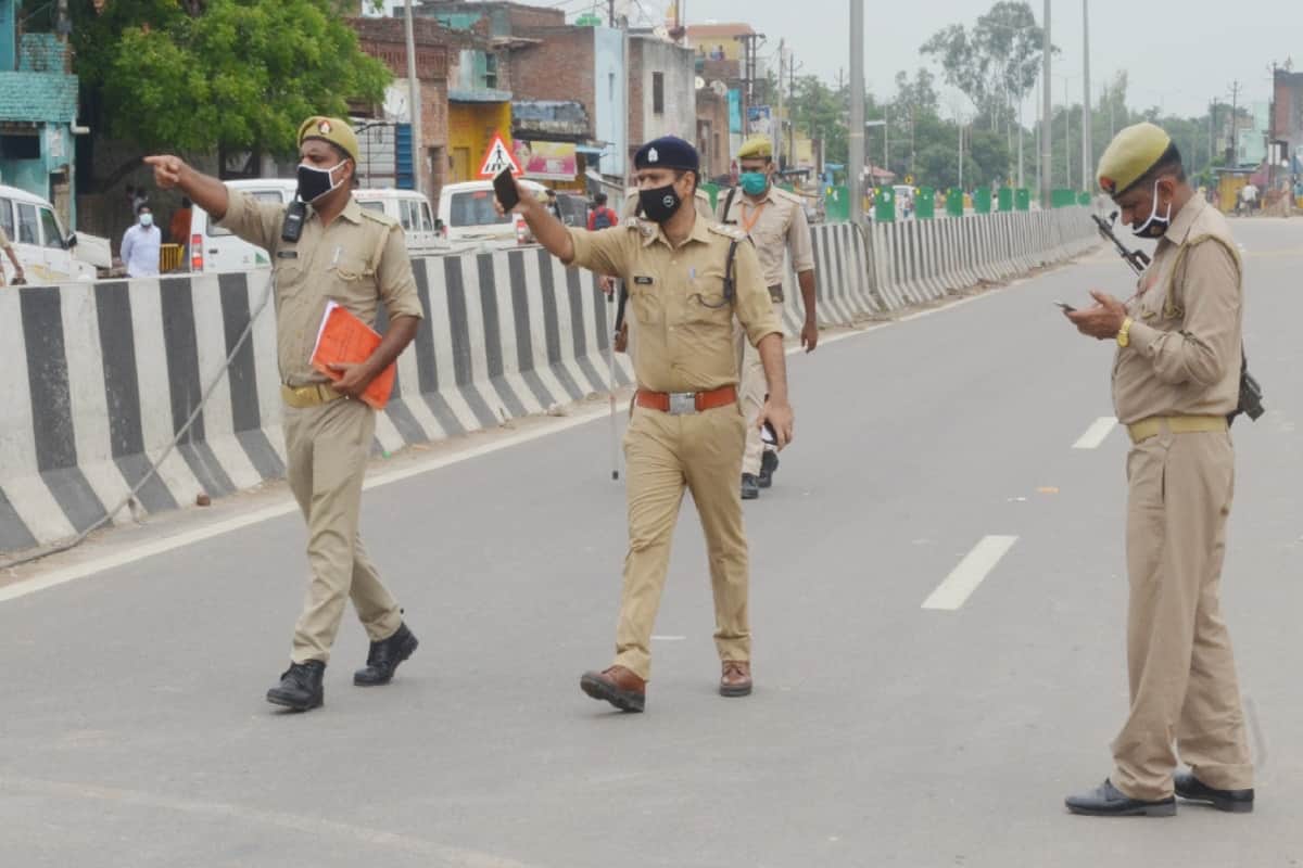 Baghpat News: The RLD workers have not met with Chief Minister by police and they have ruckus in highway and see photos
