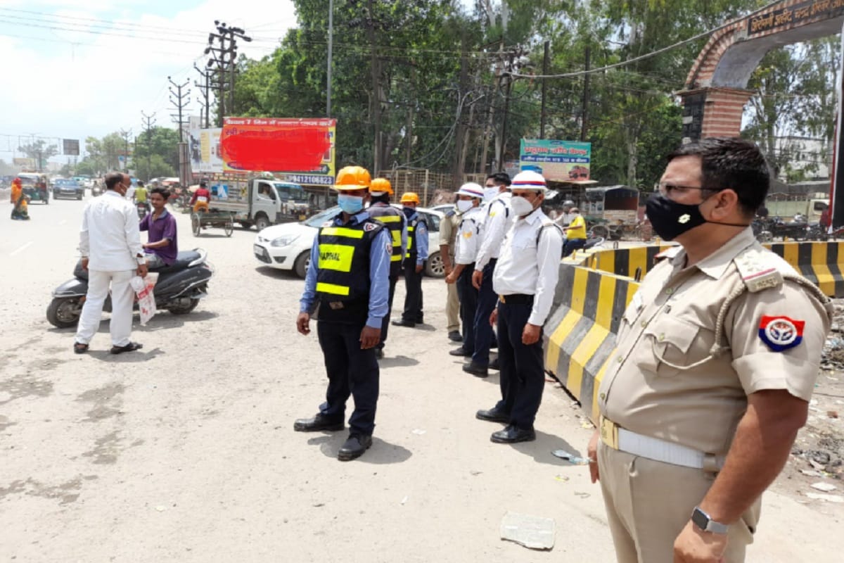 Meerut News: A temporary intersection will be built in front of the transporter gate